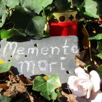 Online gedenken am Ewigkeitssonntag