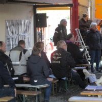 „Harte Biker“ trotzen den Temperaturen beim Open-Air-Gottesdienst