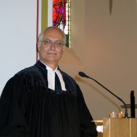 Bereichernde Predigt und ein Erinnerungsbaum