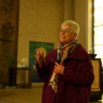 Superintendentin Pfarrerin Andrea Aufderheide spricht in der Christuskirche in Altenkirchen